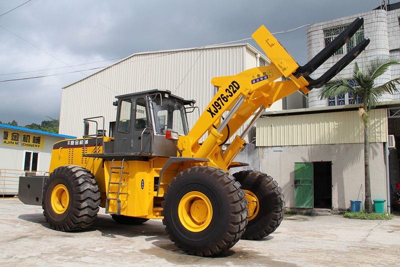 45吨厦金机械叉装车 重载先锋，高效物料搬运解决方案