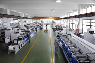 年会直通车 | 浙江炜冈签约成为2018中国标签经理人广州年会战略合作伙伴,高端柔印助力转型升级